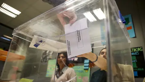 Una urna de estas elecciones municipales y autonómicas en Valencia Una urna de estas elecciones municipales y autonómicas en Valencia