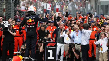 Max Verstappen se lleva el triunfo en un GP de Mónaco loco por la lluvia