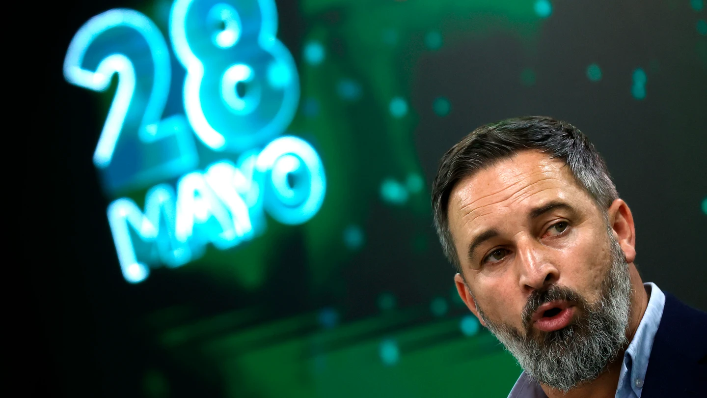 El líder de Vox, Santiago Abascal comparece ante la prensa para comentar los resultados electorales, este domingo en Madrid. El líder de Vox, Santiago Abascal comparece ante la prensa para comentar los resultados electorales, este domingo en Madrid.