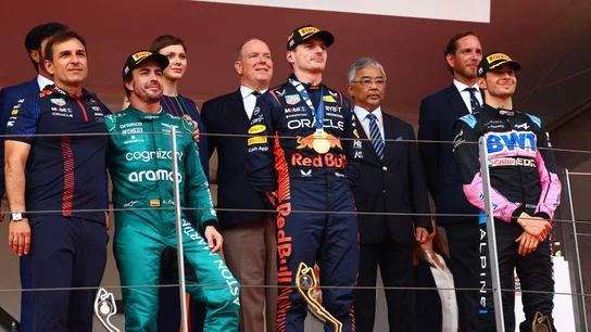 Fernando Alonso, Max Verstappen y Esteban Ocon Fernando Alonso, Max Verstappen y Esteban Ocon