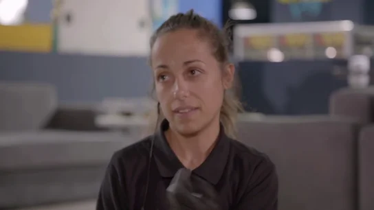 Fani desvela que tuvo que dar la custodia de su hija a su padre tras un desahucio: "Tuve que decidir entre ella o una casa" Fani desvela que tuvo que dar la custodia de su hija a su padre tras un desahucio: "Tuve que decidir entre ella o una casa"