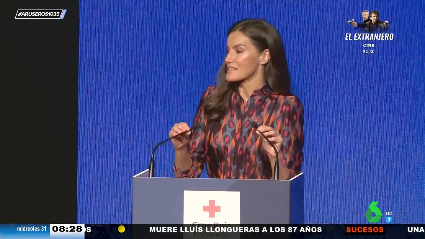 La reina Letizia sorprende hablando en ucraniano en un discurso: "Significa 'bienvenido a España', si no me equivoco" La reina Letizia sorprende hablando en ucraniano en un discurso: "Significa 'bienvenido a España', si no me equivoco"