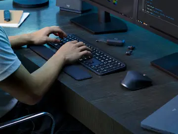 Logitech presenta un conjunto de ratón y teclado perfecto para trabajar Logitech presenta un conjunto de ratón y teclado perfecto para trabajar