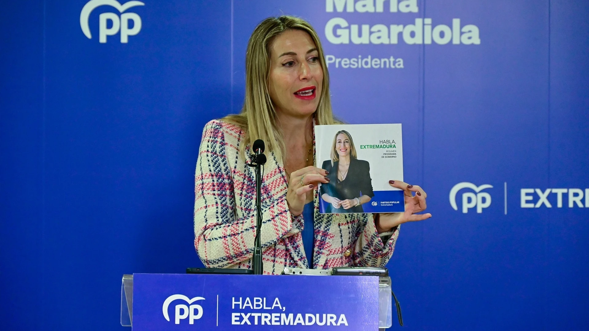 La candidata del PP a la presidencia de Extremadura, María Guardiola