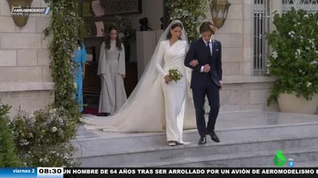 Vestido de novia asimétrico y zapatos planos: la elección de Rajwa Al Saif en su boda con el príncipe Hussein de Jordania