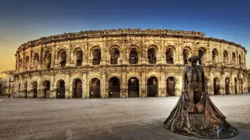 Arena de Nimes: ¿sabías que llegaron a vivir cientos de personas dentro del anfiteatro?