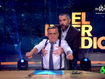 La surrealista reacción de Wyoming y Dani Mateo al escuchar a Sánchez hablar de la economía