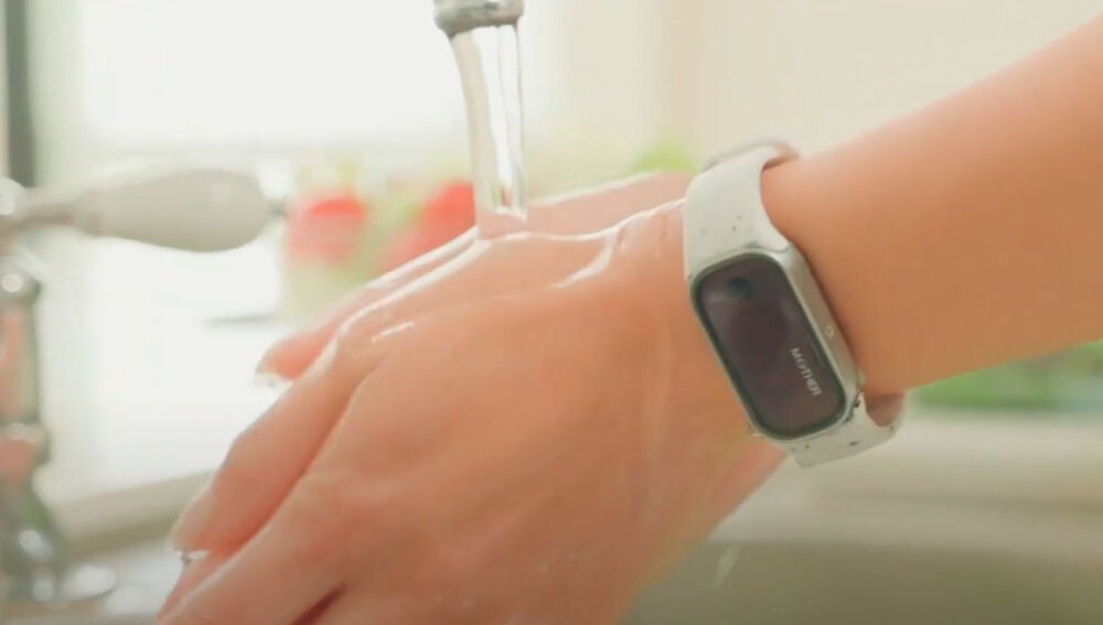 Como cargar la pulsera inteligente 2025