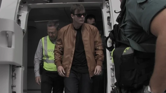 La imagen de Patrick Nogueira detenido tras viajar a España para entregarse, en 'No se lo digas a andie'. La imagen de Patrick Nogueira detenido tras viajar a España para entregarse, en 'No se lo digas a andie'.