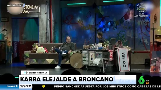 Karra Elejalde, a David Broncano: "Siempre estás con las pajas, la pasta y los polvos, ¡qué ganas de darte una hostia!" Karra Elejalde, a David Broncano: "Siempre estás con las pajas, la pasta y los polvos, ¡qué ganas de darte una hostia!"