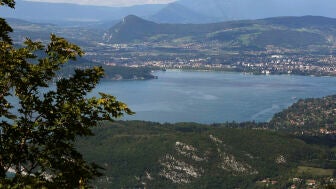 Parque en los Alpes franceses
