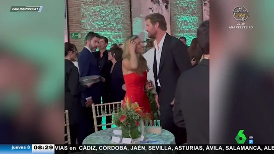 Elsa Pataky regresa a España con Chris Hemsworth: "Las parejas que no discuten creo que no existen" elsaElsa Pataky regresa a España con Chris Hemsworth: "Las parejas que no discuten creo que no existen"