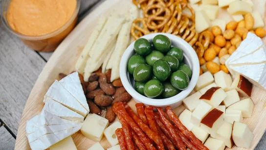 Al rico picoteo: elige un buen snack y carga con el sabor, no con la culpa Al rico picoteo: elige un buen snack y carga con el sabor, no con la culpa