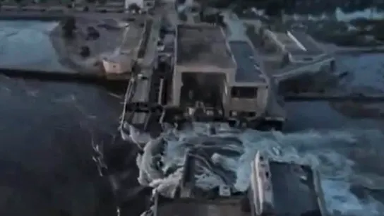 Crecen las evidencias de una explosión intencionada en la presa de Nova Kajovka Crecen las evidencias de una explosión intencionada en la presa de Nova Kajovka