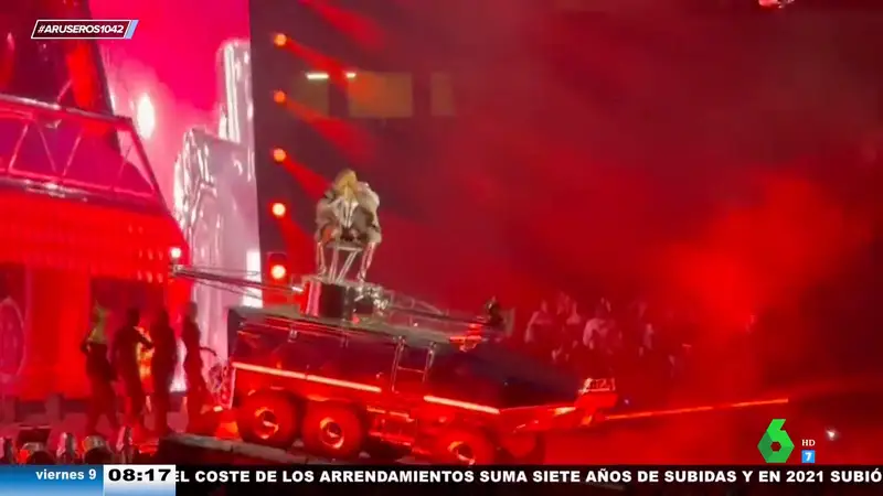 Un poni discotequero, un tanque y muchos ventiladores: así fue el concierto de Beyoncé en Barcelona