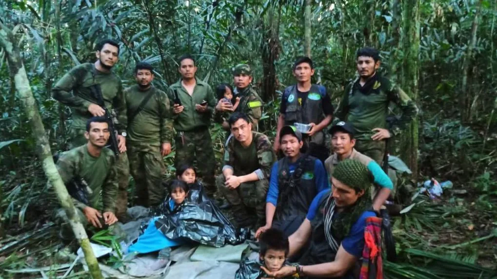 Encuentran con vida a los cuatro niños perdidos en la selva de Colombia 40 días después