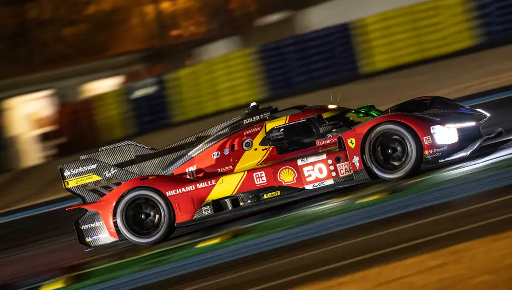 El Ferrari #50 de Miguel Molina perdía opciones