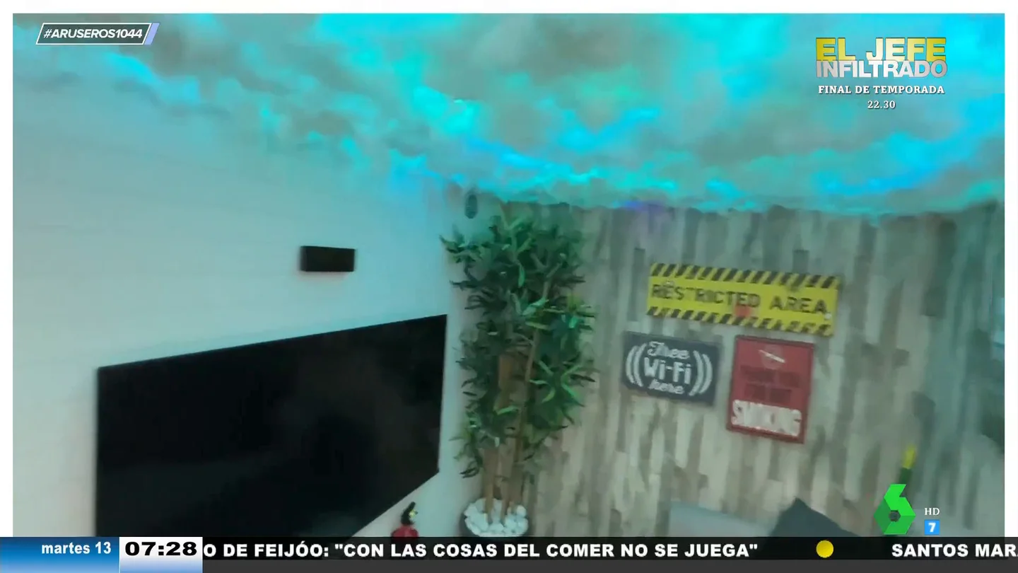 Así se construye este youtuber un mini búnker que vale más para ligar que para protegerse: "Vas a Coca-Cola por persona" Así se construye este youtuber un mini búnker que vale más para ligar que para protegerse: "Vas a Coca-Cola por persona"