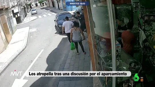 Un hombre atropella a cuatro personas por una discusión sobre un coche mal aparcado en Archena Una discusión de tráfico en Archena, Murcia, terminó en pelea y posteriormente en un atropello múltiple que se saldó con cuatro heridos, uno de ellos todavía hospitalizado. La Guardia Civil investiga al presunto autor por tentativa de homicidio.