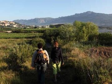 Enoturismo y senderismo en la Rioja Alavesa