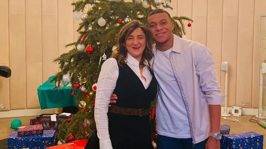 Mbappé y su madre Mbappé y su madre