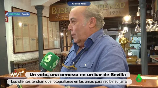 Un bar de Sevilla dará una cerveza gratis a todo el que demuestre que ha votado el 23J "Como yo voy a venir a votar en persona y es un día complicado para blancos, azules, rojos y verdes, invito en mi casa a quien venga como yo", afirma el propietario de este bar que invitará a una cerveza a quien acredite con un selfi que ha votado.
