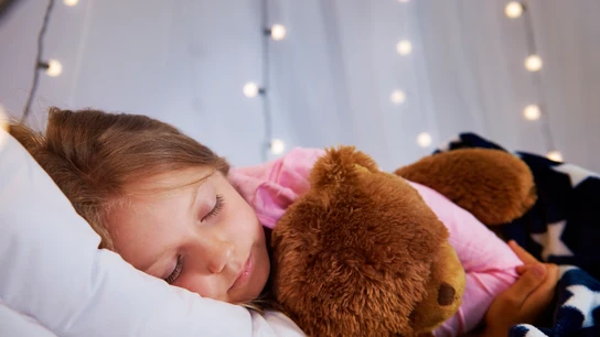 ¿Tu hijo no duerme? Estas son las 5 medidas más efectivas para el insomnio infantil, según los pediatras ¿Tu hijo no duerme? Estas son las 5 medidas más efectivas para el insomnio infantil, según los pediatras