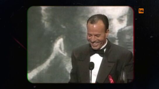 laSexta emite hoy en abierto el documental original de ATRESplayer PREMIUM que analiza la carrera y el lado menos conocido de Julio Iglesias. Estrellas de la m&uacute;sica y su secretario personal durante 30 a&ntilde;os aportan an&eacute;cdotas in&eacute;ditas del artista.
