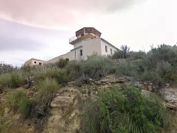 Aeródromo abandonado de de Cortijo Grande, en Turre (Almería) Aeródromo abandonado de de Cortijo Grande, en Turre (Almería)