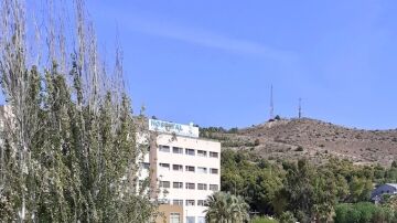 Fallece un niño de 7 años en Sax (Alicante) al caerle un pilar de ladrillos en la cabeza mientras jugaba