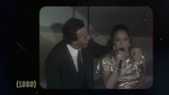 "Con él tenéis que ponerse de pie": las genuinas palabras de Lola Flores sobre Julio Iglesias y su fama mundial "Con él tenéis que ponerse de pie": las genuinas palabras de Lola Flores sobre Julio Iglesias y su fama mundial