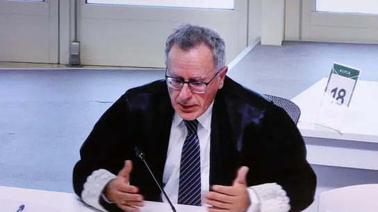 Imagen de la señal institucional de la intervención de conclusiones del fiscal Mario Piñeiro Vázquez. Imagen de la señal institucional de la intervención de conclusiones del fiscal Mario Piñeiro Vázquez.