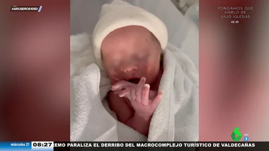 María Pombo presenta a su nueva hija, Vega, tras una cesárea complicada: "Duplicando el amor" María Pombo presenta a su nueva hija, Vega, tras una cesárea complicada: "Duplicando el amor"