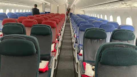 Clase turista de un avión de Latam Airliness Clase turista de un avión de Latam Airliness