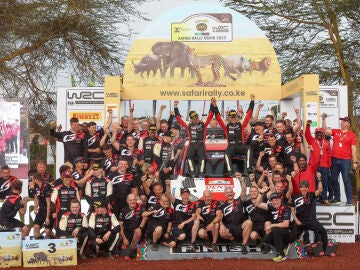 Toyota logra su tercer 1-2-3-4 y hace historia en el Rally Safari