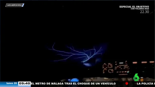 Un piloto graba las Luces de San Telmo en pleno vuelo: así es este curioso fenómeno viral en el cielo Un piloto graba las Luces de San Telmo en pleno vuelo: así es este curioso fenómeno viral en el cielo