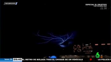 Un piloto graba las Luces de San Telmo en pleno vuelo: así es este curioso fenómeno viral en el cielo