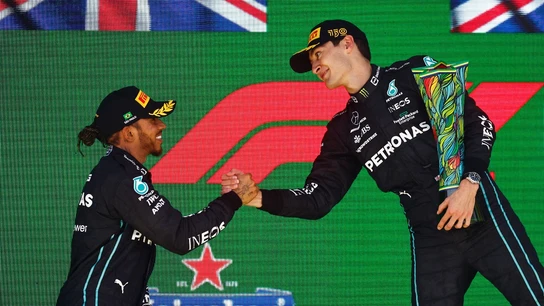 Lewis Hamilton y George Russell Lewis Hamilton y George Russell