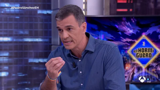 Pedro Sánchez, sobre las banderas LGTBI Pedro Sánchez, sobre las banderas LGTBI