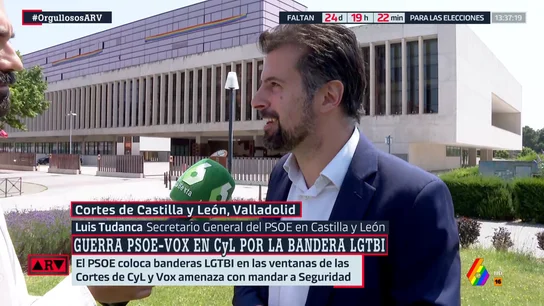 El PSOE de Castilla y León responden a Vox: "Cada bandera que intenten quitar, nosotros la vamos a poner" El PSOE de Castilla y León responden a Vox: "Cada bandera que intenten quitar, nosotros la vamos a poner"