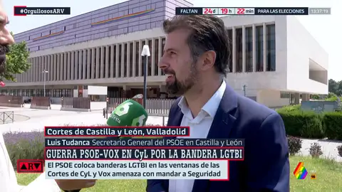 El PSOE de Castilla y León responden a Vox: "Cada bandera que intenten quitar, nosotros la vamos a poner"