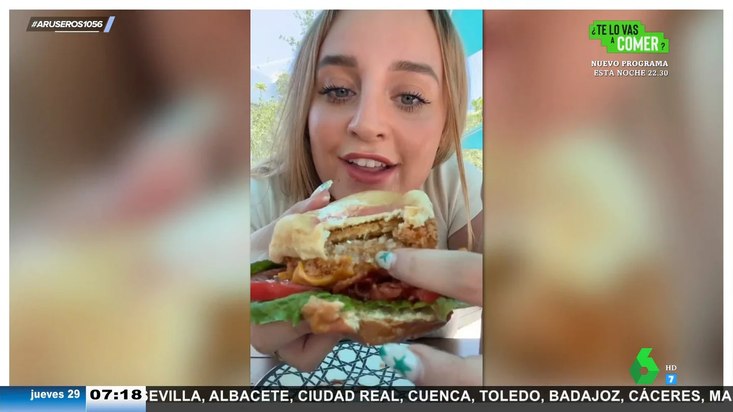 Así es la hamburguesa de paella que hacen en Estados Unidos: así es el veredicto de una española Así es la hamburguesa de paella que hacen en Estados Unidos: así es el veredicto de una española