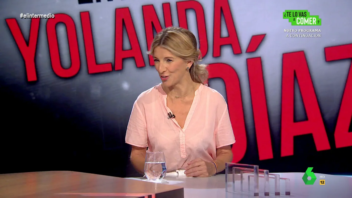 Vuelve a ver la entrevista completa de Yolanda Díaz en El Intermedio con El Gran Wyoming y Sandra Sabatés Yolanda Díaz visita El Intermedio y repasa con Sandra Sabatés y El Gran Wyoming los temas más candentes de la actualidad política y las propuestas de Sumar de cara a las elecciones del 23J. Vuelve a ver la entrevista al completo en Atresplayer.
