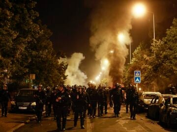 At least 150 detainees in France in a new day of riots over the death of a young black man