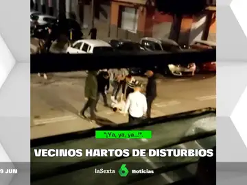 Vecinos hartos de una discoteca de Valencia: Orinan en la calle, se pelean y duermen la mona en la calle