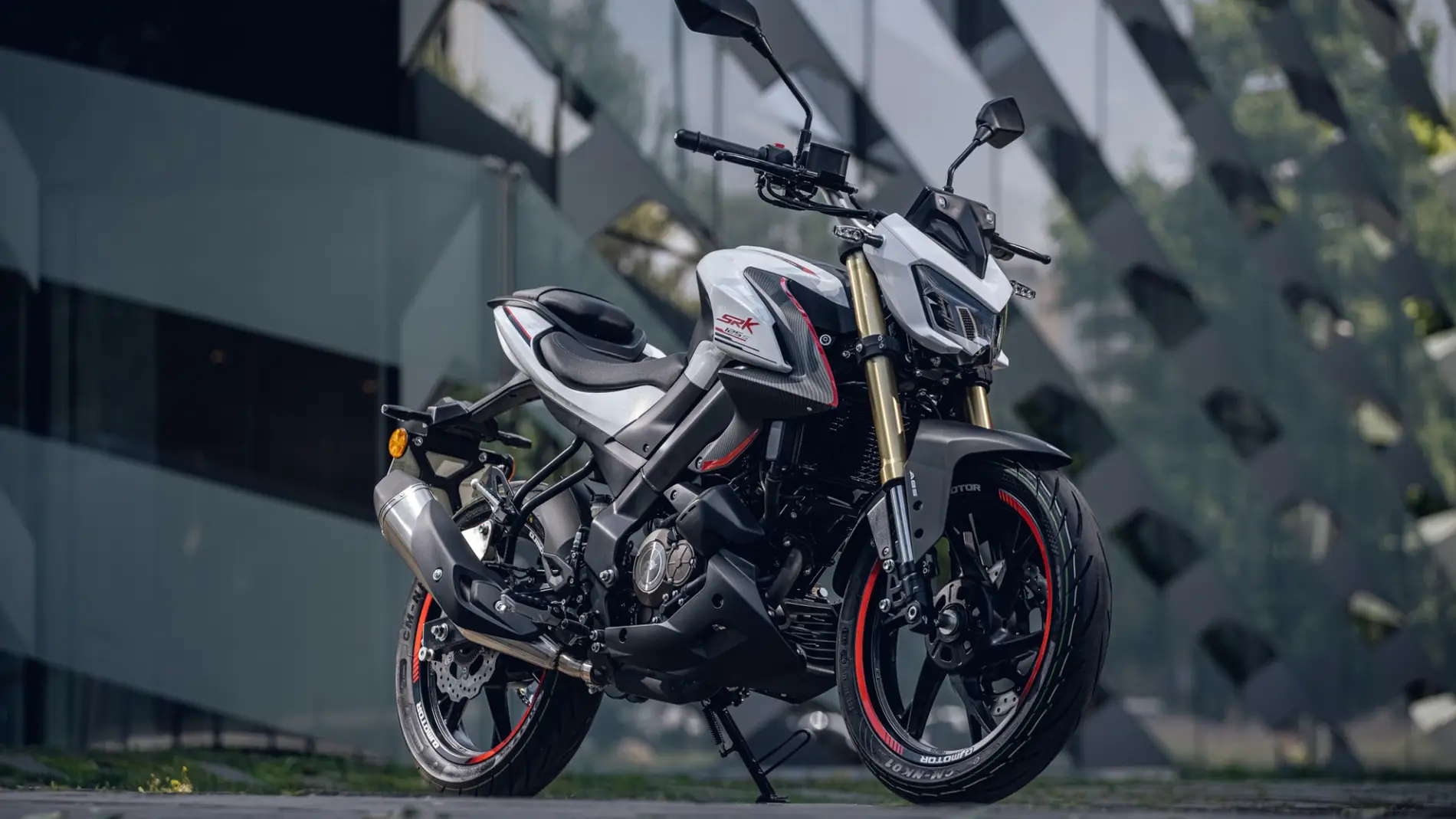 Es china, pero probablemente sea la moto 'naked' de 125 cc con la mejor  relación entre precio y equipamiento