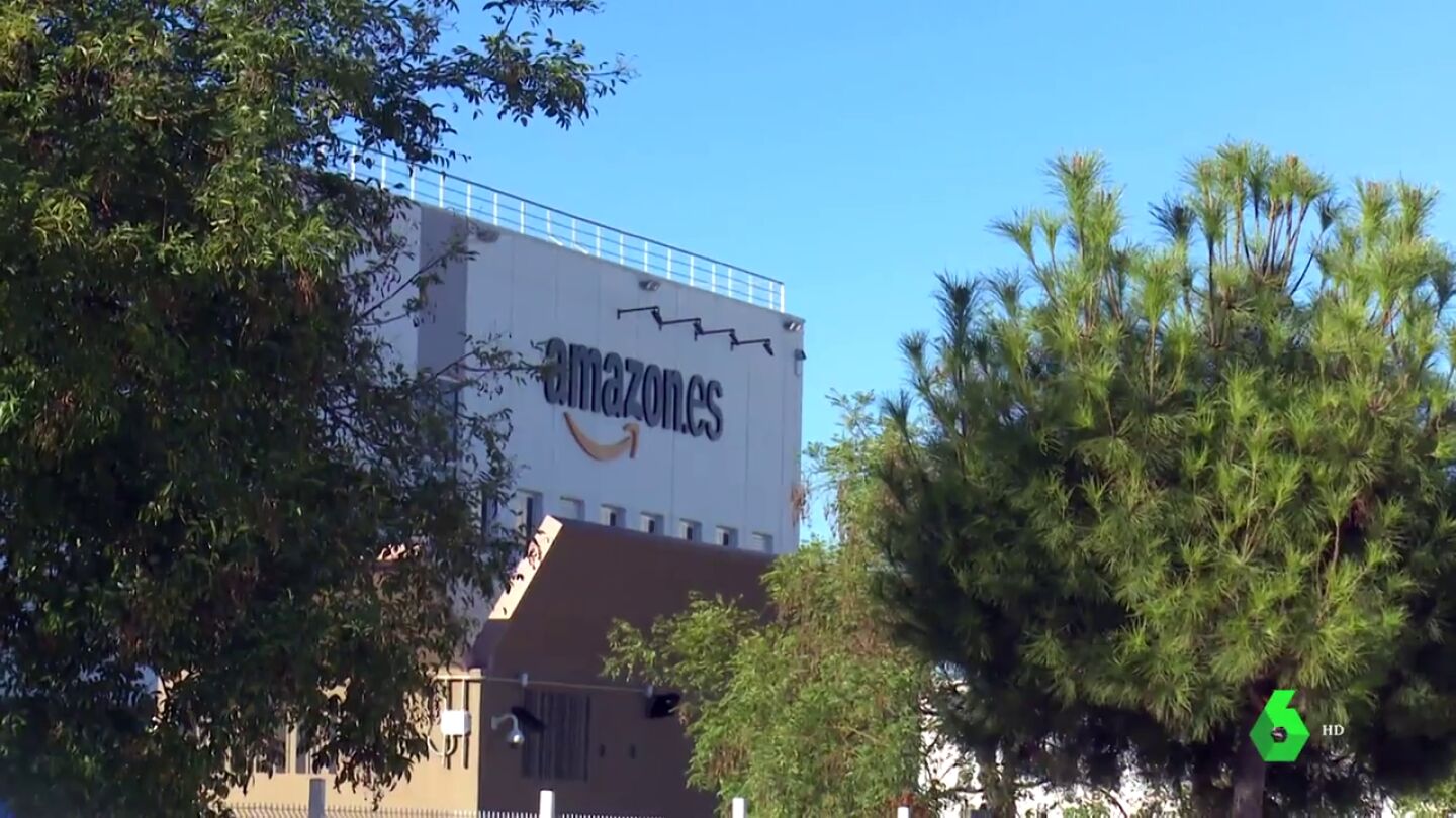 Un trabajador de Amazon habla de las devoluciones de la empresa: "Si me pillan que estoy contando esto..."