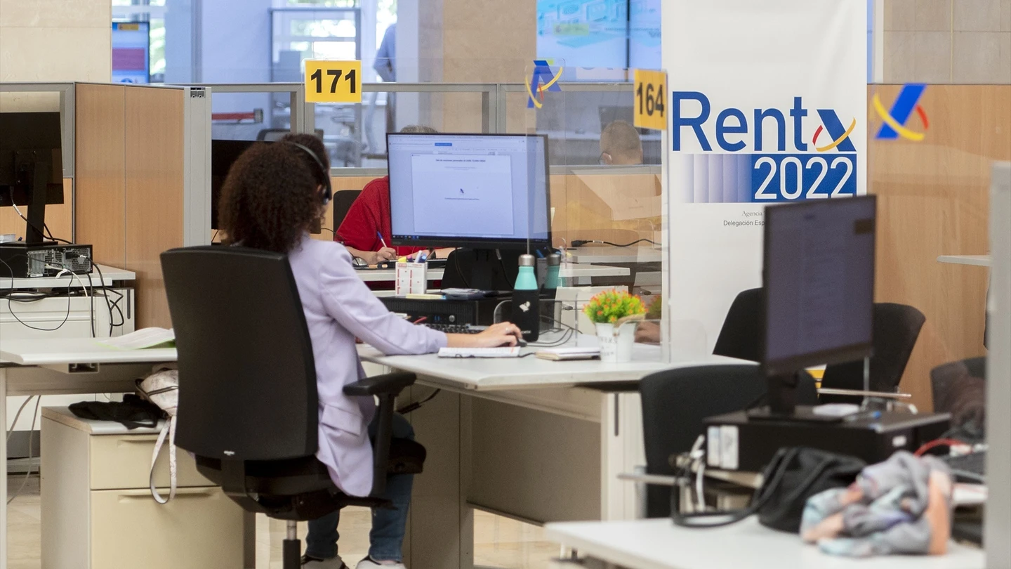 Finaliza la campaña de la Renta 2022- 2023, hoy: cómo presentar el borrador, hasta qué hora, quién está obligado y más dudas Finaliza la campaña de la Renta 2022- 2023, hoy: cómo presentar el borrador, hasta qué hora, quién está obligado y más dudas