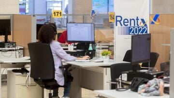 Finaliza la campaña de la Renta 2022- 2023, hoy: cómo presentar el borrador, hasta qué hora, quién está obligado y más dudas