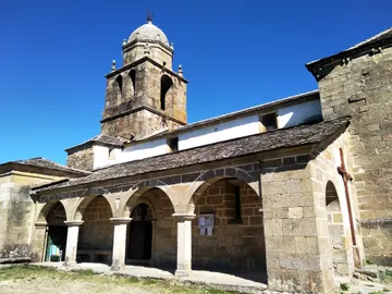 Iglesia de Santo Tomás Apóstol en Otero de Sanabria (Zamora) Iglesia de Santo Tomás Apóstol en Otero de Sanabria (Zamora)